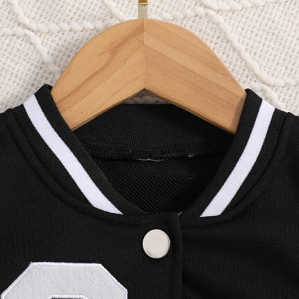 Cross-border children's clothing  new children's version long-sleeved letter print cardigan top girls' coat - Image 4