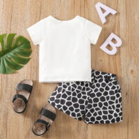 Children's Clothing Children's Suit Boys Giraffe Print T-Shirt Short Sleeve Shorts Summer Trend Two Piece Set  Cross Border - Image 3