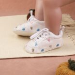 Spring, summer and autumn new style boys and girls baby soft leather casual shoes small love baby toddler shoes - Image 5