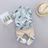 Toddler Boys 2 Piece Feather Print Shirt and Shorts Set - Image 4