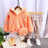 Fall/Winter New Cartoon Sweater Set Thickened Girl's Hooded Top Thickened Two-Piece Set - Image 2