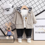 New Spring and Autumn Boys 1-4 years old version hooded cartoon casual pullover suit long sleeve pants suit children's clothing - Image 4