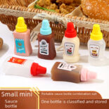 Cute mini portable sauce bottle bento with salad dressing ketchup sub-bottling plastic seasoning squeeze sauce bottle