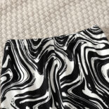 Girls leggings spring and autumn new baby girls casual fashion stretch full print liquid pattern long pants - Image 3