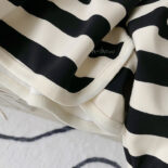 Girls' autumn clothes new striped hooded sweatshirt stitched leggings set versatile and cute spring and autumn style - Image 6