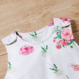 Spring and summer new girls, baby babies, summer white flower pattern sleeveless trousers - Image 2