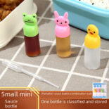 Cute mini portable sauce bottle bento with salad dressing ketchup sub-bottling plastic seasoning squeeze sauce bottle - Image 2