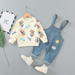 New Fall Cartoon Print Crew Neck Sweatshirt Denim Bib Two Piece Fashion Set for Boys and Girls - Image 3