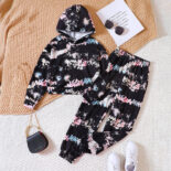 Children's Clothing Middle-aged Girls Autumn and Winter Graffiti Hoodie Hoodie Trousers Set