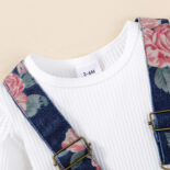 New style fresh baby girl denim jacket, suspender skirt, and headscarf included - Image 3