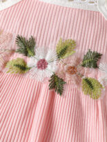 Children's clothing girls  suspenders solid color triangle clothes - Image 3