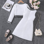 Children's Clothing Medium and Big Children's New Girls Autumn and Winter Styles Small Fragrance Jacket Vest Skirt Set - Image 2