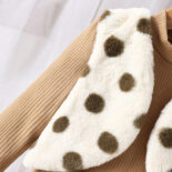 Children's Clothing Autumn and Winter New Knitted Tops for Girls and Girls Vest Shorts Three-piece Set - Image 5