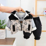 Baby autumn and winter clothes corduroy bear vest three-piece set plus velvet baby clothes 0 a 1-2-3 years old male - Image 3
