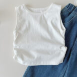 Autumn Female Treasure New Set Children's Three-Piece Set Fashionable Girls Jeans Sweatshirt Set - Image 3