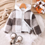 Children's Clothing New Autumn and Winter Plaid Plush Hooded Jacket for Girls for Elementary and Secondary Children