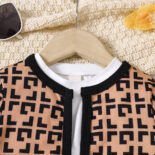 Children's Clothing New Girls Spring and Autumn Long Sleeve Check Small Cardigan Jacket - Image 3