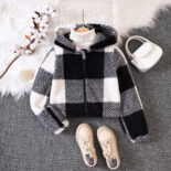Children's Wear Medium and Big Girls Autumn and Winter Thickened Plush Check Hooded Jacket