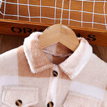 Girls' coats spring new single-breasted long-sleeved color-blocked plaid woolen coat - Image 3